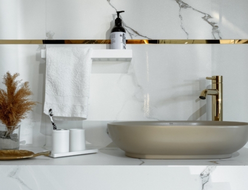 Do jakich łazienek pasują białe akcesoria?